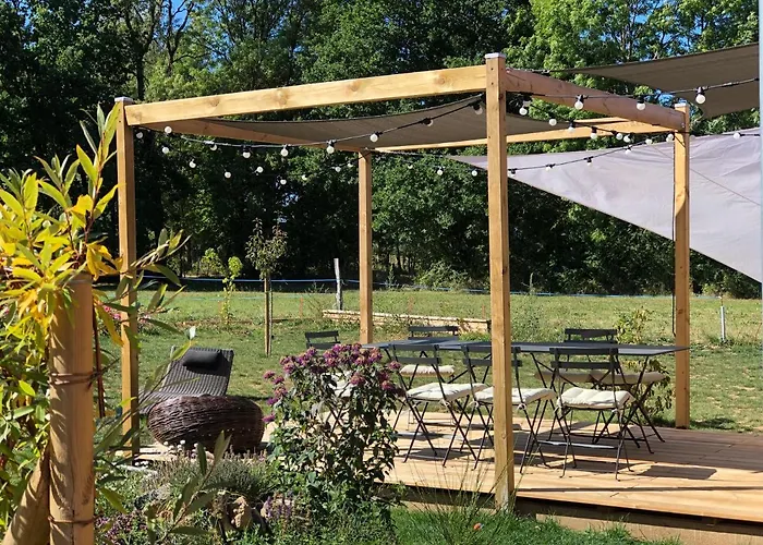 Rejaillir 3* Saint-Ours (Puy-de-Dome)