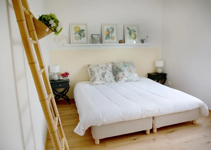 Frühstückspension Rejaillir 3*