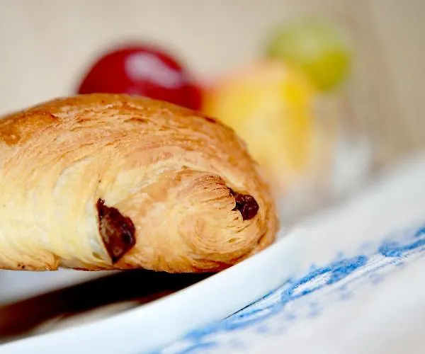 Rejaillir Nocleg ze śniadaniem Saint-Ours (Puy-de-Dome)